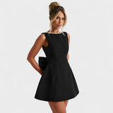 Carrie | Mini Ruha Gyöngyfűzér Díszítéssel